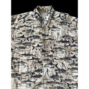 Men's Large Columbia Allover Fish Print Short Sleeve Cotton Button Down Shirt